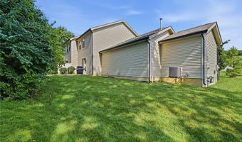 351 Champion Way Dr, Ballwin, MO 63011