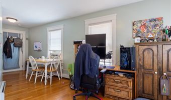 871 Smithfield Ave, Lincoln, RI 02865
