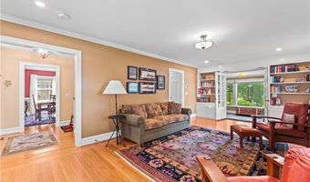 237 Highland Ave, Warwick, RI 02886