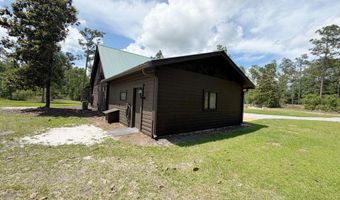 2638 Arpana Cir, Alford, FL 32420