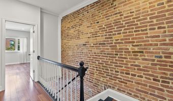 330 S CLINTON St, Baltimore, MD 21224