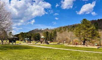 2853 Broadstone Rd, Banner Elk, NC 28604