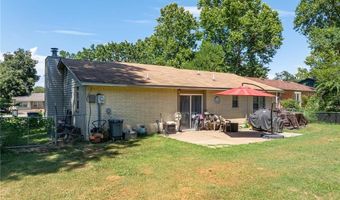 1005 N St, Barling, AR 72923