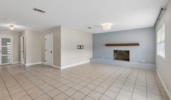 27 Chantilly Ter, Bay St. Louis, MS 39520
