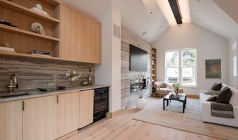 227 E Main St, Aspen, CO 81611