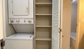 98-450 Koauka Loop 201, Aiea, HI 96701