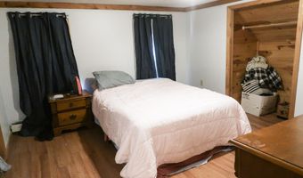 2 Debras Pl, Augusta, ME 04330