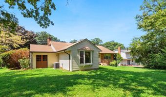 8803 TUCKERMAN Ln, Rockville, MD 20854