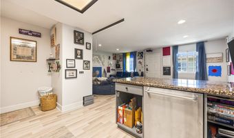 2217 Burroughs St 5, San Diego, CA 92111