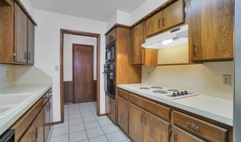 2524 N Robin St, Altus, OK 73521