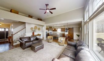 5962 Deer Hollow Rd, Auburn, IN 46706