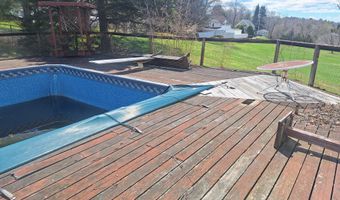25 Eighth St, Auburn, ME 04210