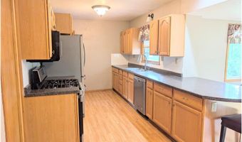 202 North Ln, Albert Lea, MN 56007