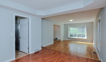 3187 Plymouth Rd Rd, Ann Arbor, MI 48105