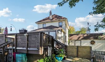 2 CRESTON Ave, Audubon, NJ 08106