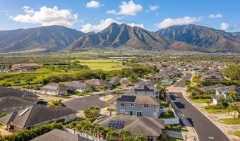 35 Pakau Pl, Kahului, HI 96732