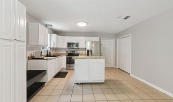 4017 7th St, Bay St. Louis, MS 39520