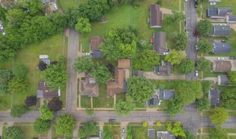 822 Croswell, Adrian, MI 49221