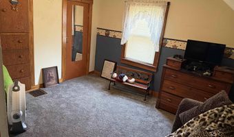 256 W Hoosier St, Berne, IN 46711