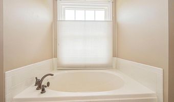 2 REDFERN Pl, Boonsboro, MD 21713