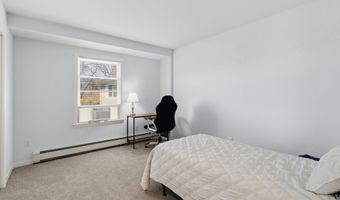 9 Evas Dr, Brookfield, CT 06804