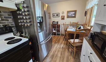 216 N Vincennes St, Adams, WI 53910