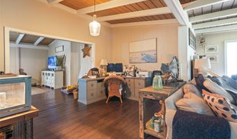 889 Alahaki St, Kailua, HI 96734