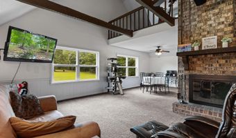 100 Carnation Dr, Andrews, SC 29510