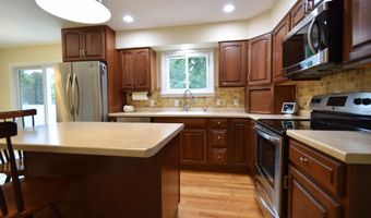 54 Faith St, Burlington, VT 05408