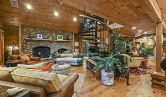 236 Surriner Rd, Becket, MA 01223