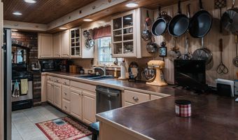 3 Mathews Ave, Bath, ME 04530