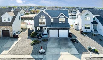 22 Toppinglift Dr, Bayville, NJ 08721