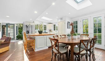 561 Middlesex Rd, Darien, CT 06820