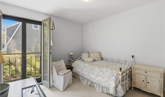10 What Cheer Rd, Narragansett, RI 02882