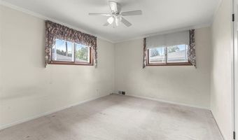 25542 W Warren St, Dearborn Heights, MI 48127