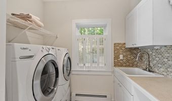 107 Gardeners Grove Rd, Belmont, NH 03220