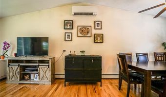 28 Clark Mill St, Coventry, RI 02816