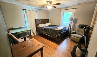 5 Martin St, Coventry, RI 02816