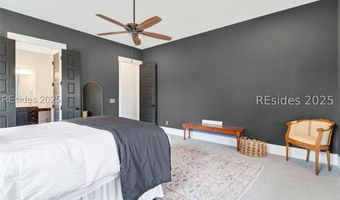 302 Castaway Dr, Bluffton, SC 29910