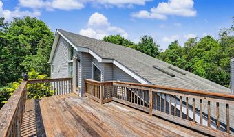 114 Claremont Dr, Albrightsville, PA 18210