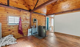 96 French St, Acton, ME 04001