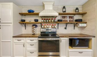 390 Brooks Rd, Baker, FL 32531