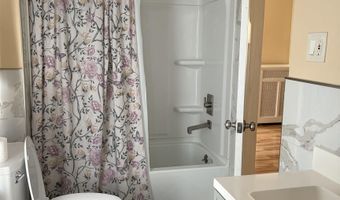 25 N Aberdeen Pl, Atlantic City, NJ 08401