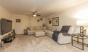 574 Pleasant View Dr NW, Alexandria, MN 56308