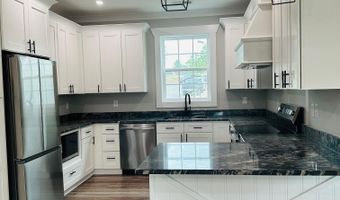 66 Swanee Dr, Albertville, AL 35950