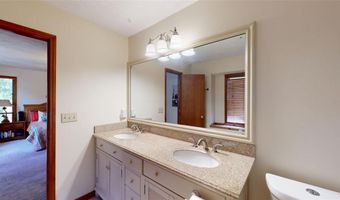 4915 MILLERS Trce, Peachtree Corners, GA 30096