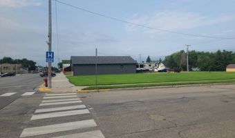 302 3rd St W, Bottineau, ND 58318