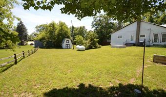 5924 Elm St, Alba, MI 49611