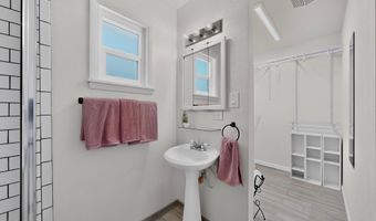 2814 Arizona St NE, Albuquerque, NM 87110