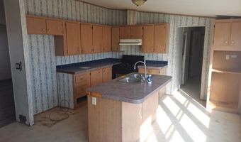 2209 Sandyridge Dr, Carlsbad, NM 88220